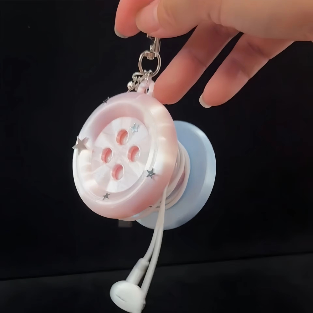 レトロY2K特大ボタンイヤホンケーブルワインダー ポータブル - Cable Winder Keychain のレビューと価格